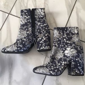 Flower Navy Blue Ankle boots Heels